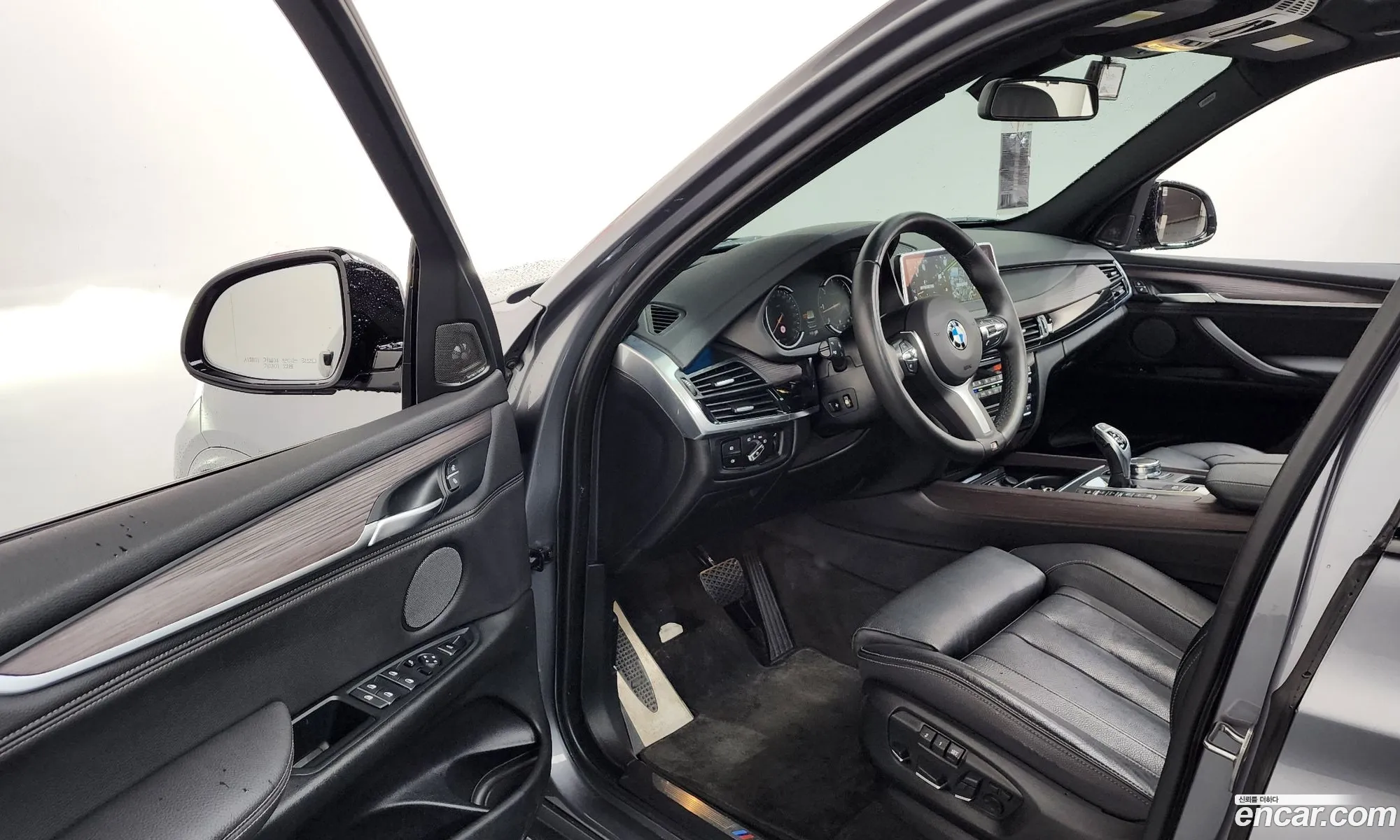 BMW X5 2017 WBAKS6108H0N68882 — 8
