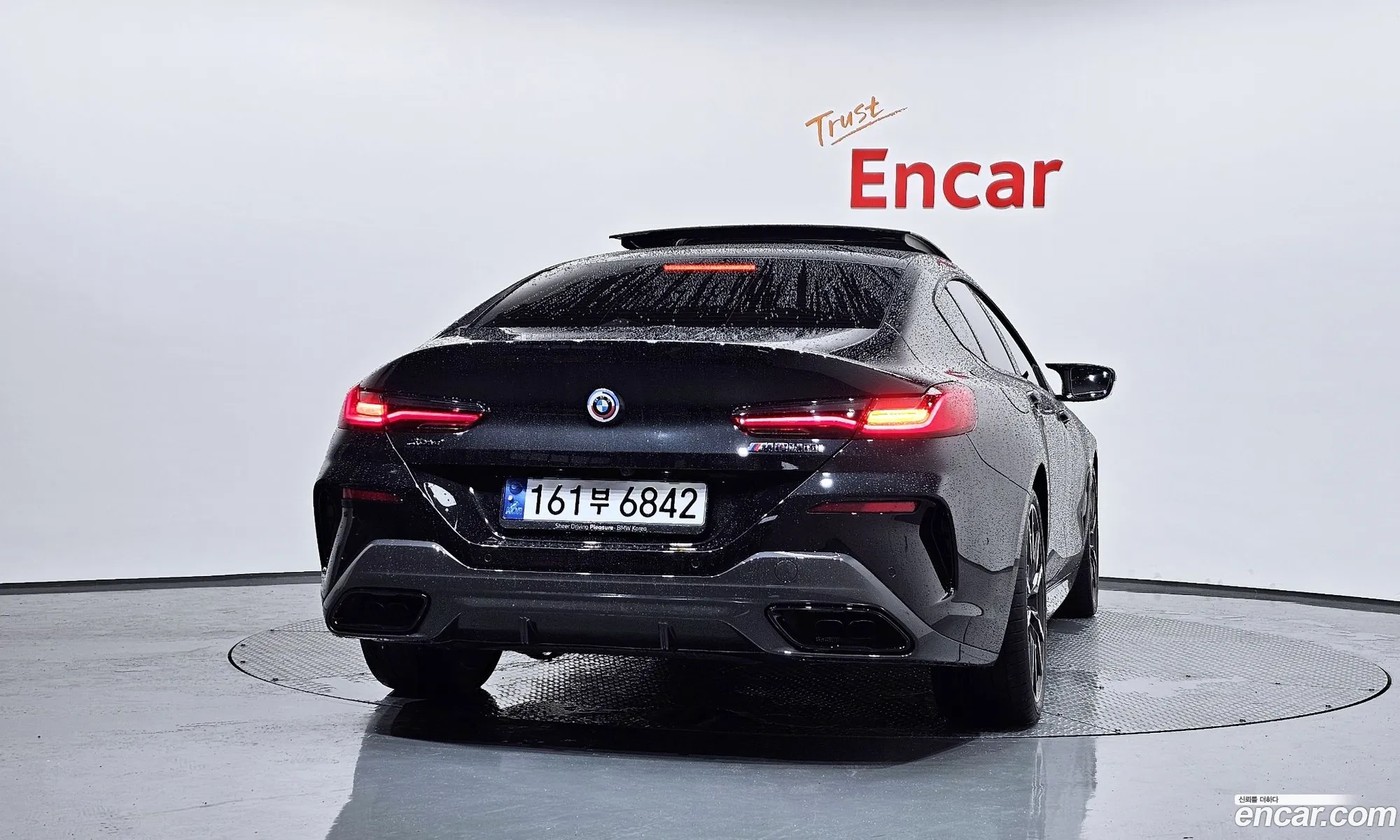 BMW 8 Series 2023 — 35