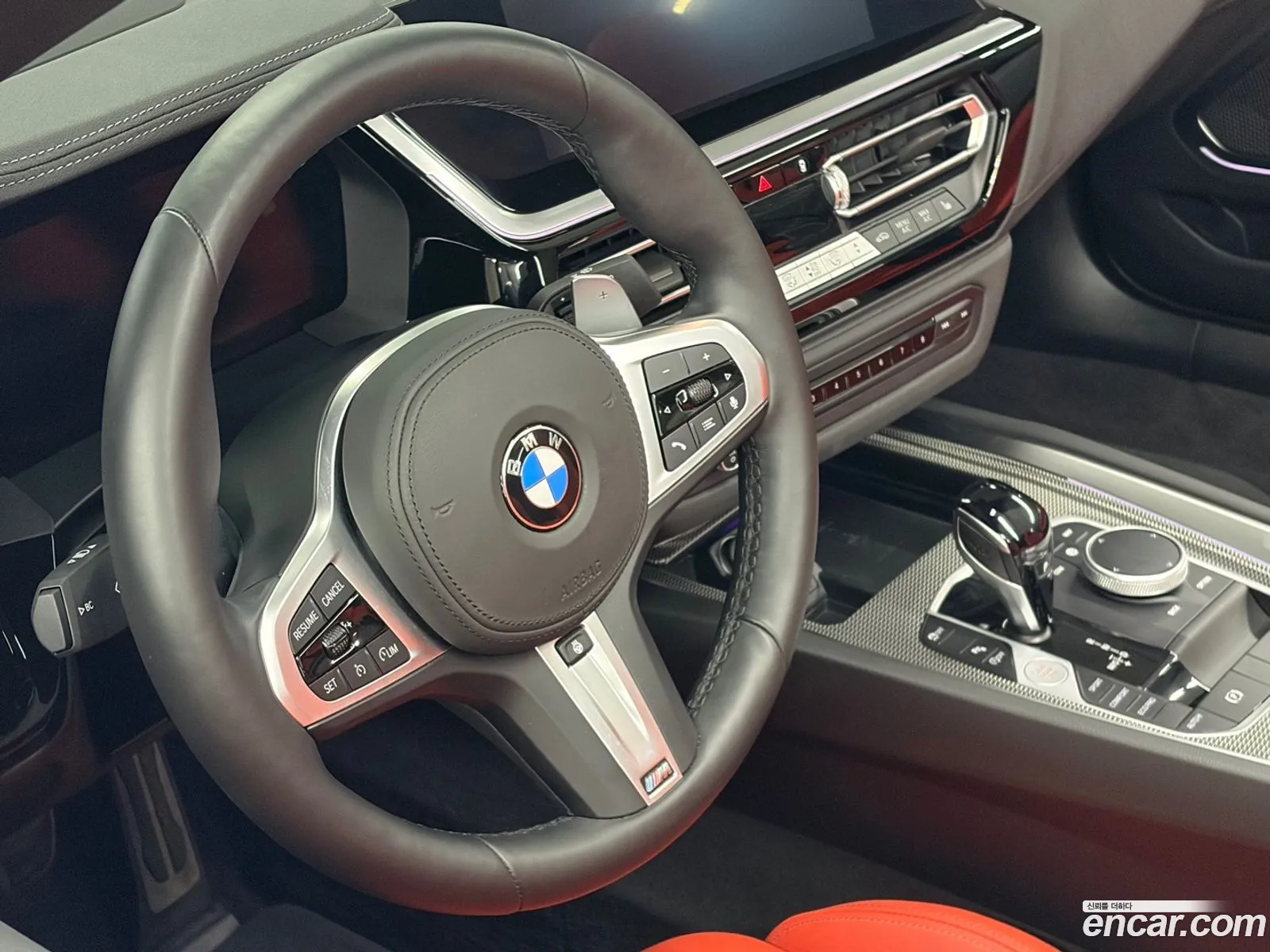BMW Z4 2024 — 2