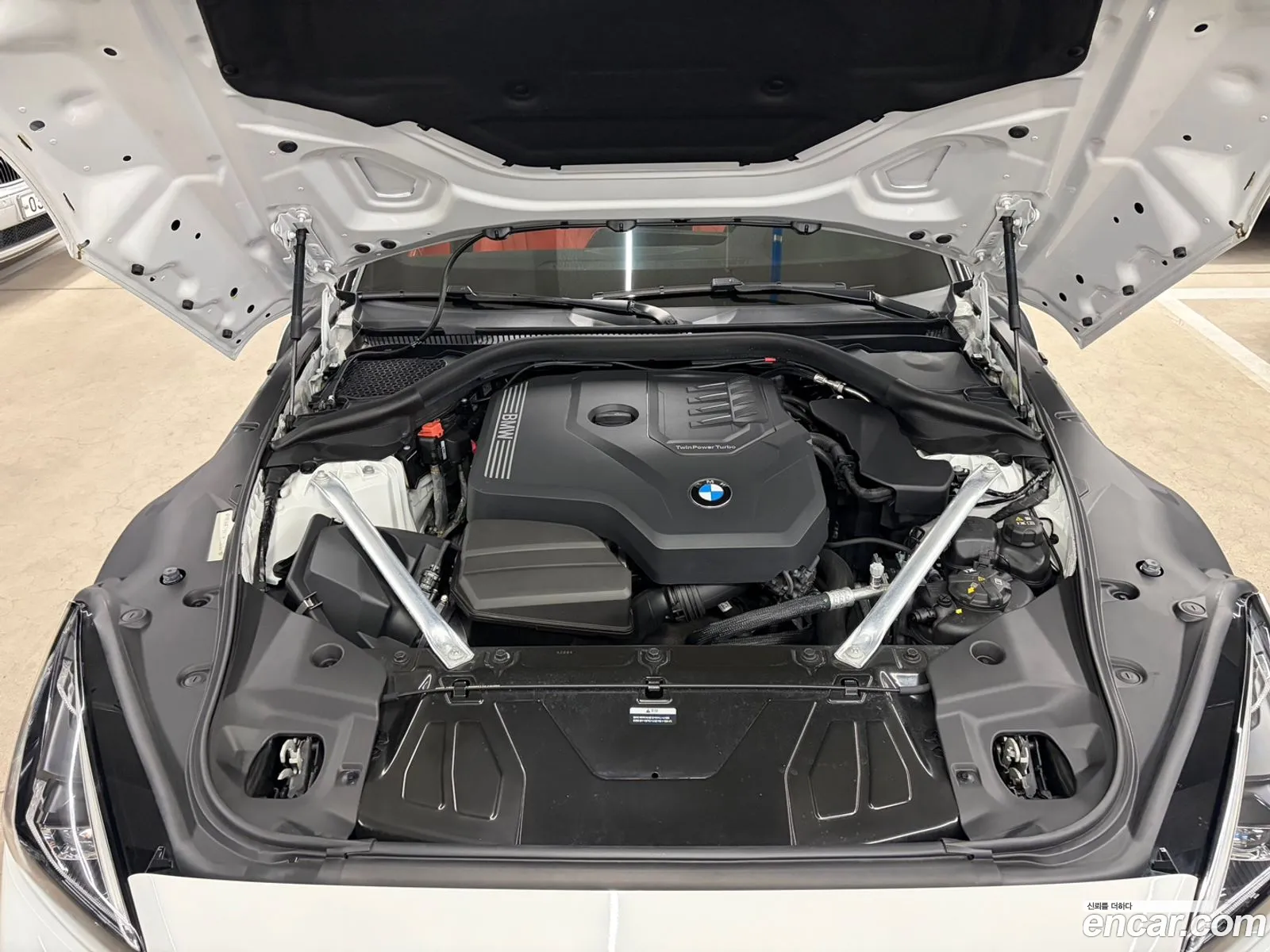 BMW Z4 2024 — 11