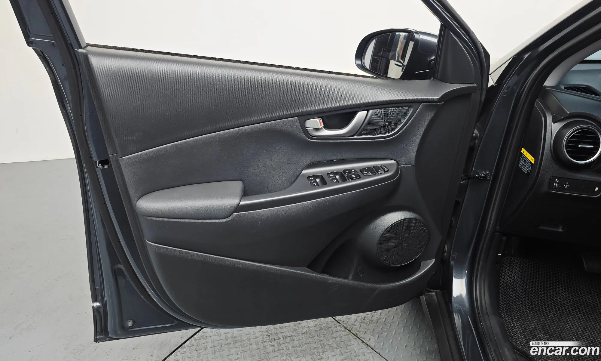 Hyundai Kona 2017 — 3