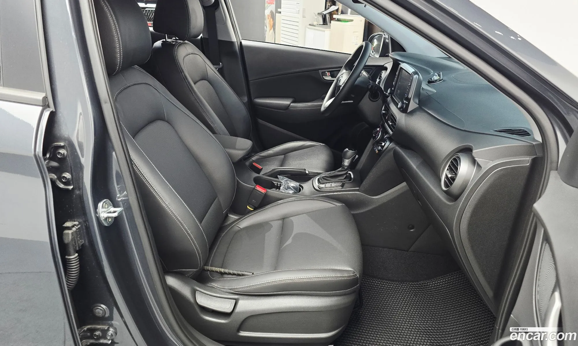 Hyundai Kona 2017 — 23