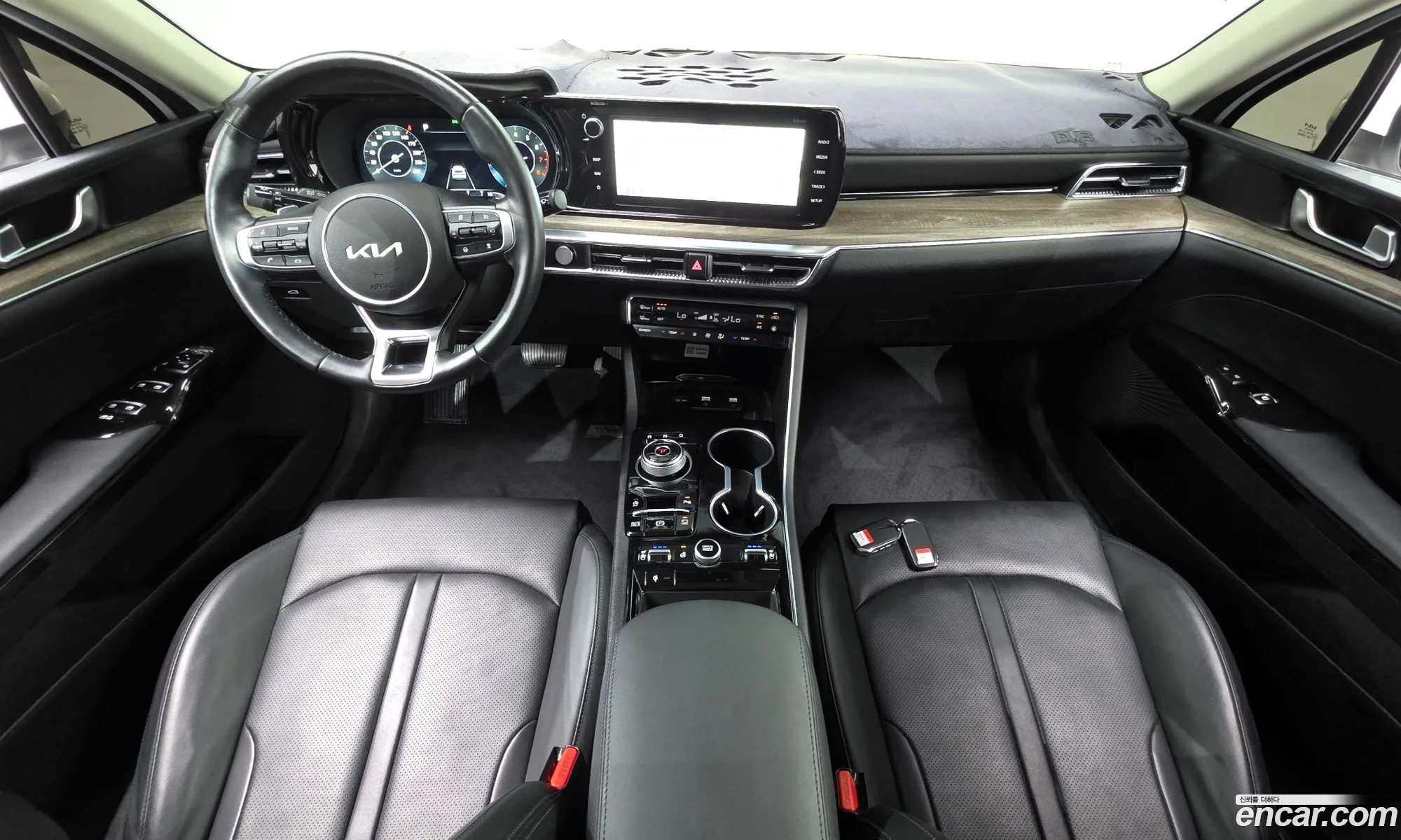 Kia K5 2022 KNAG341ABNA180484 — 3
