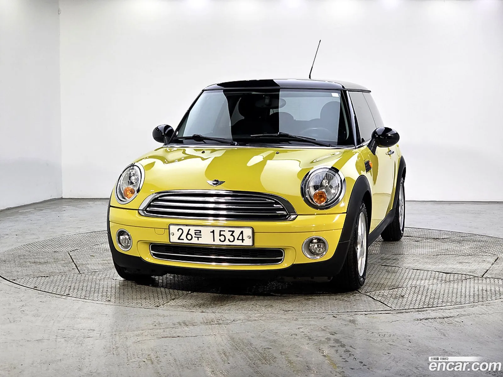 Mini Cooper 2010 — 2
