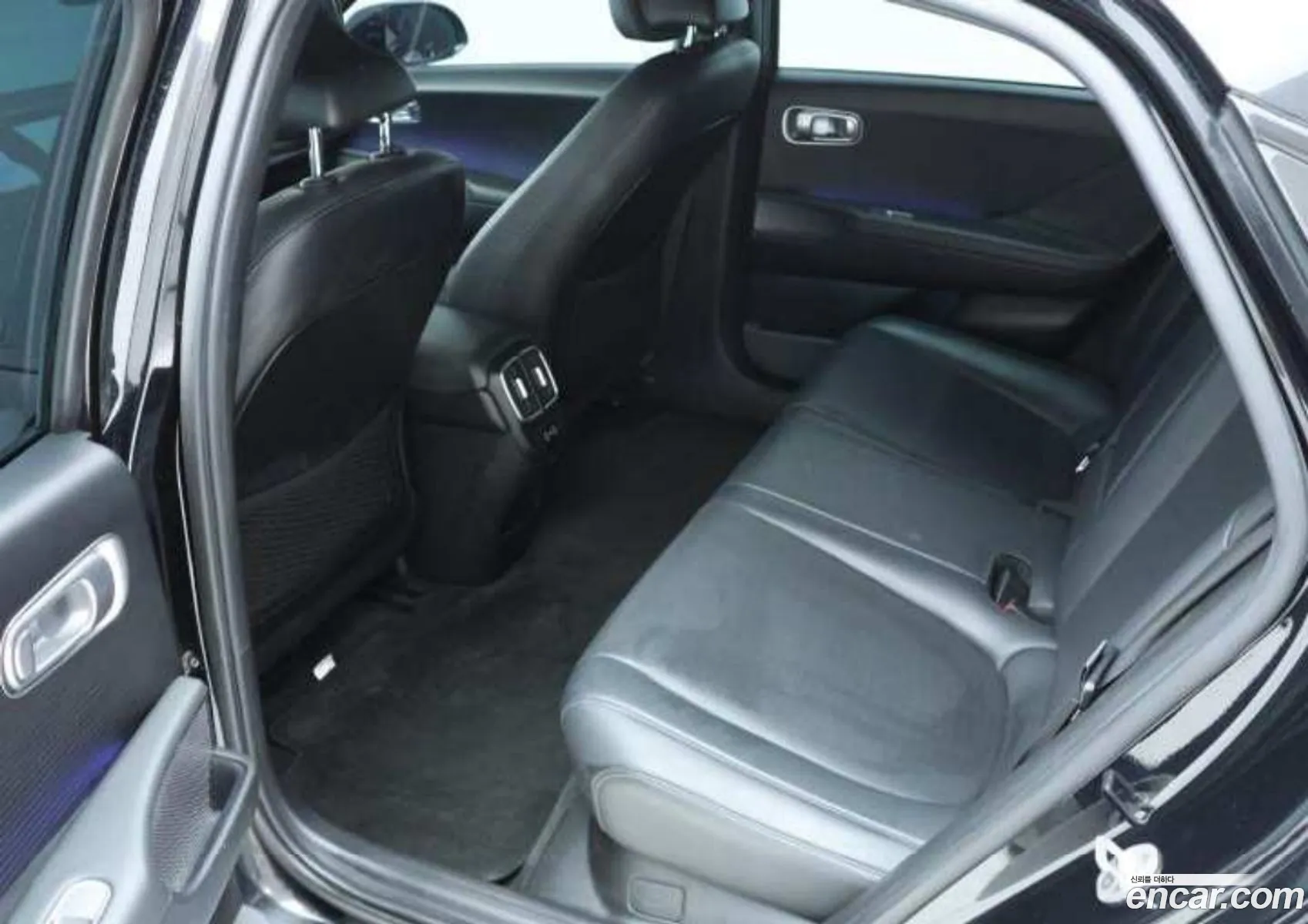 Hyundai Ioniq 6 2022 — 3