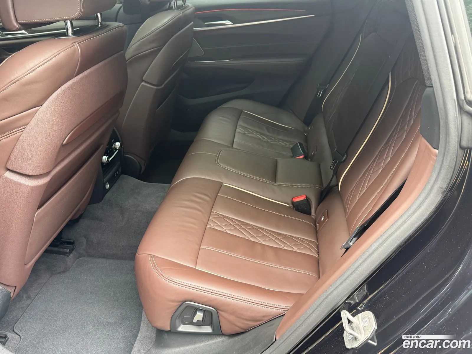 BMW 6 Series GT 2020 — 6