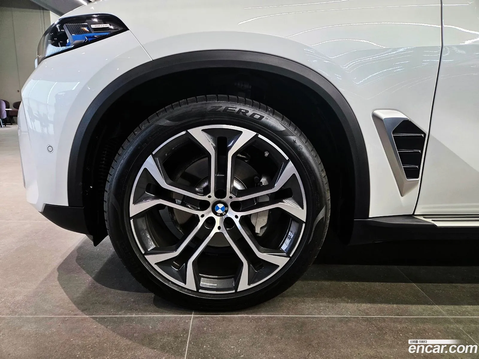 BMW X5 2025 — 2