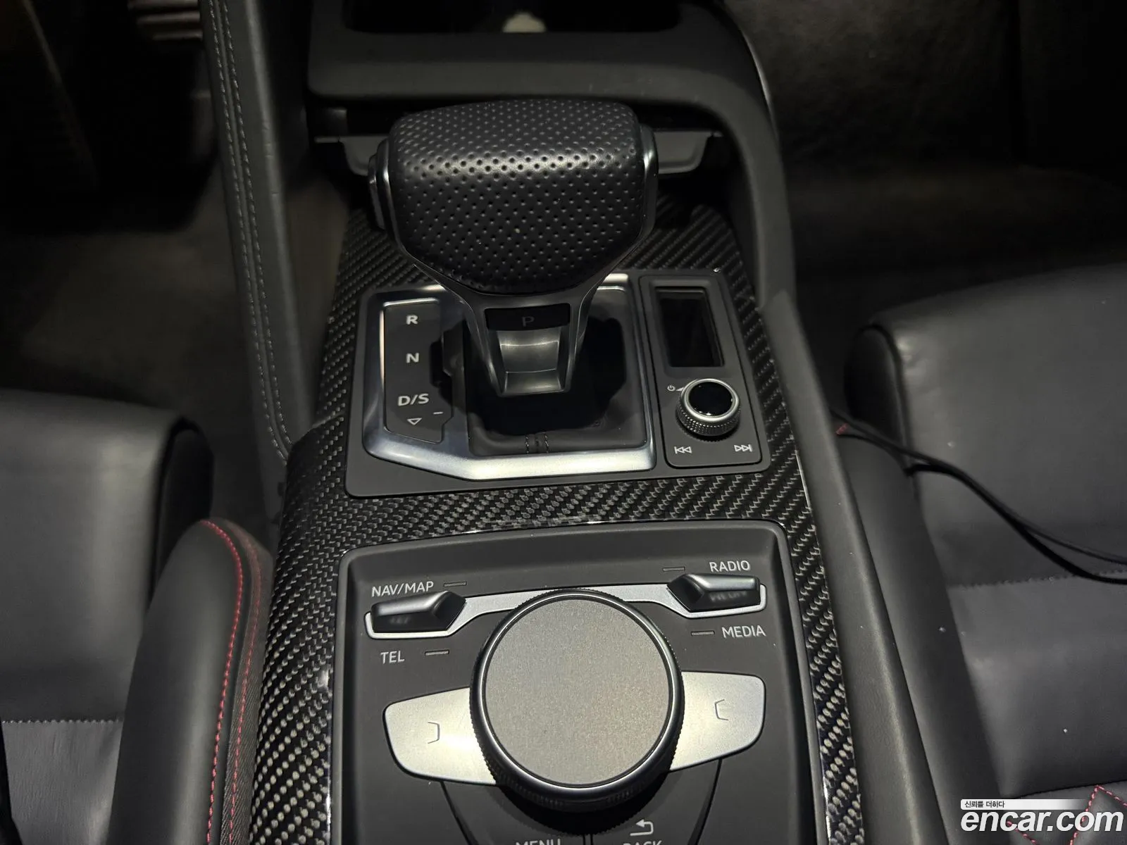 Audi R8 2021 — 13