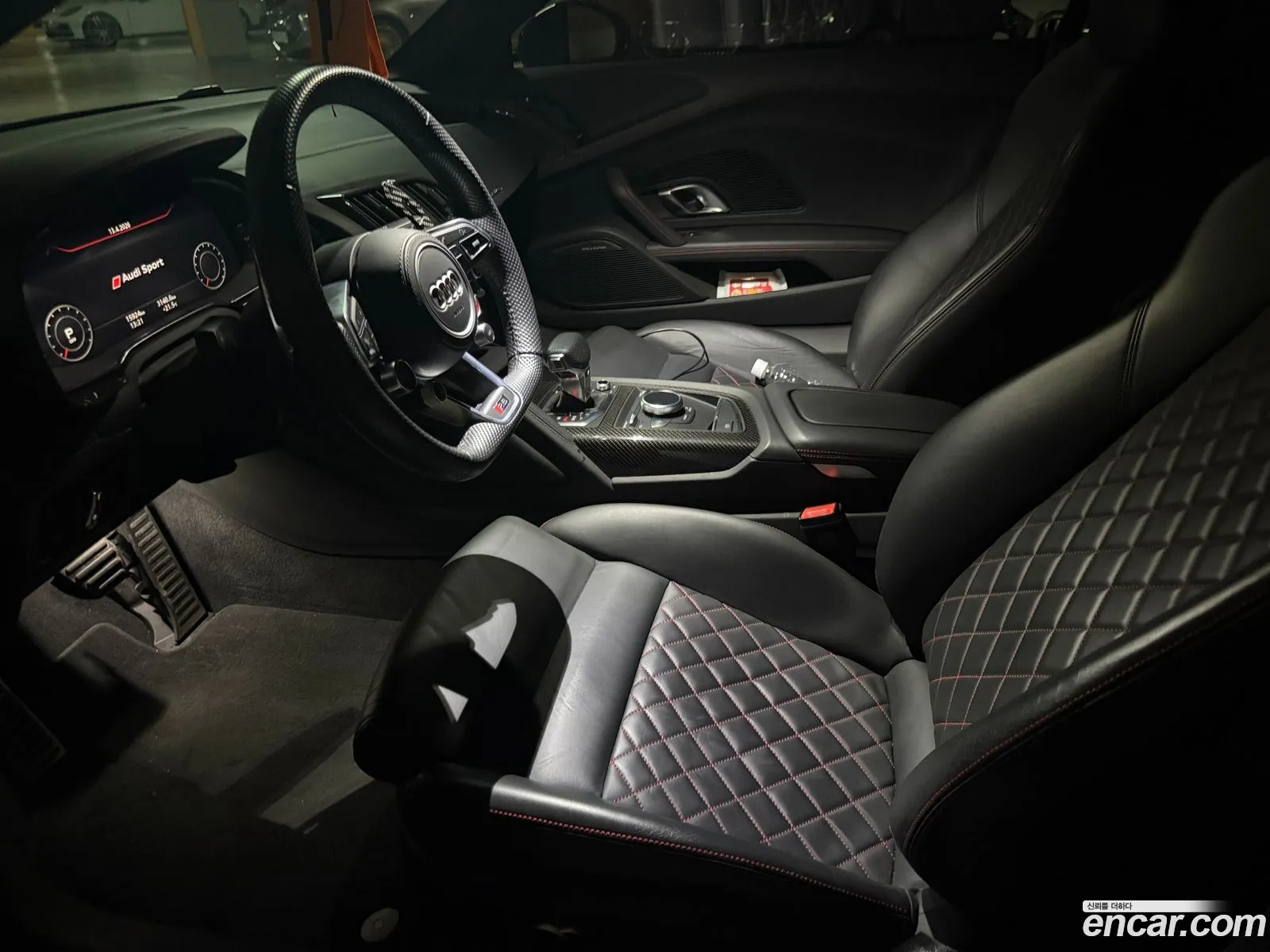 Audi R8 2021 — 18