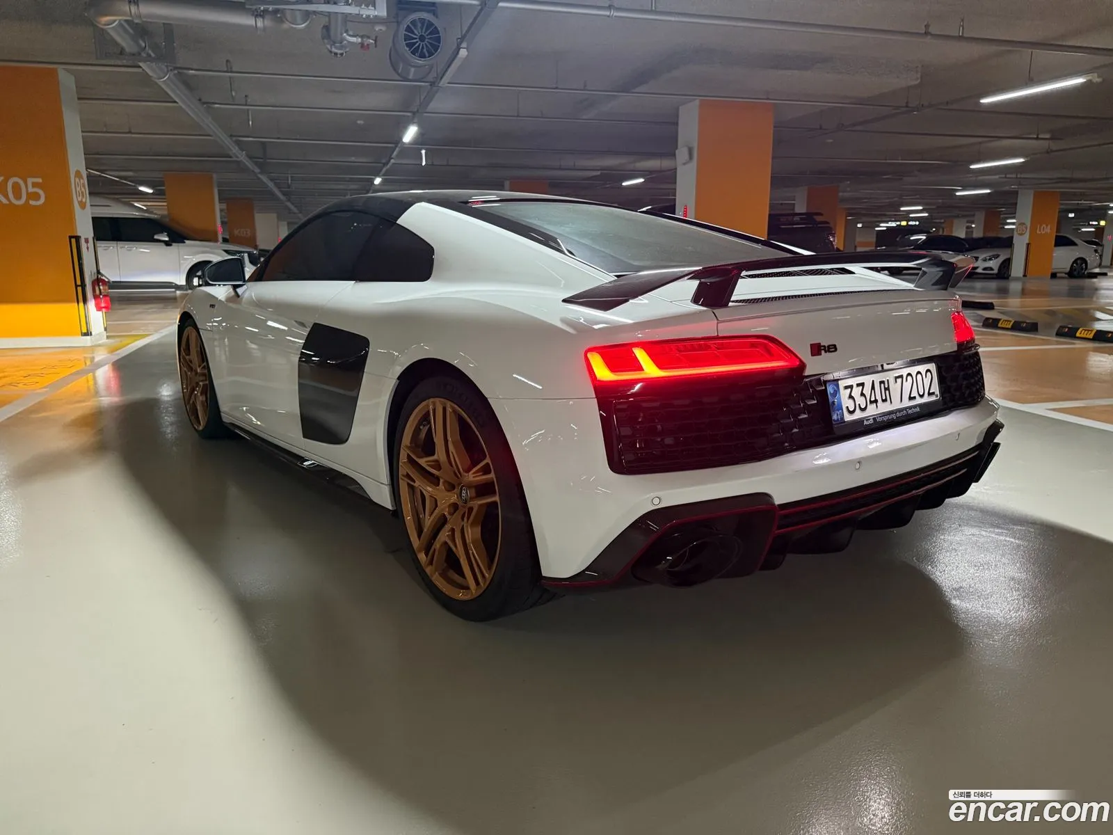 Audi R8