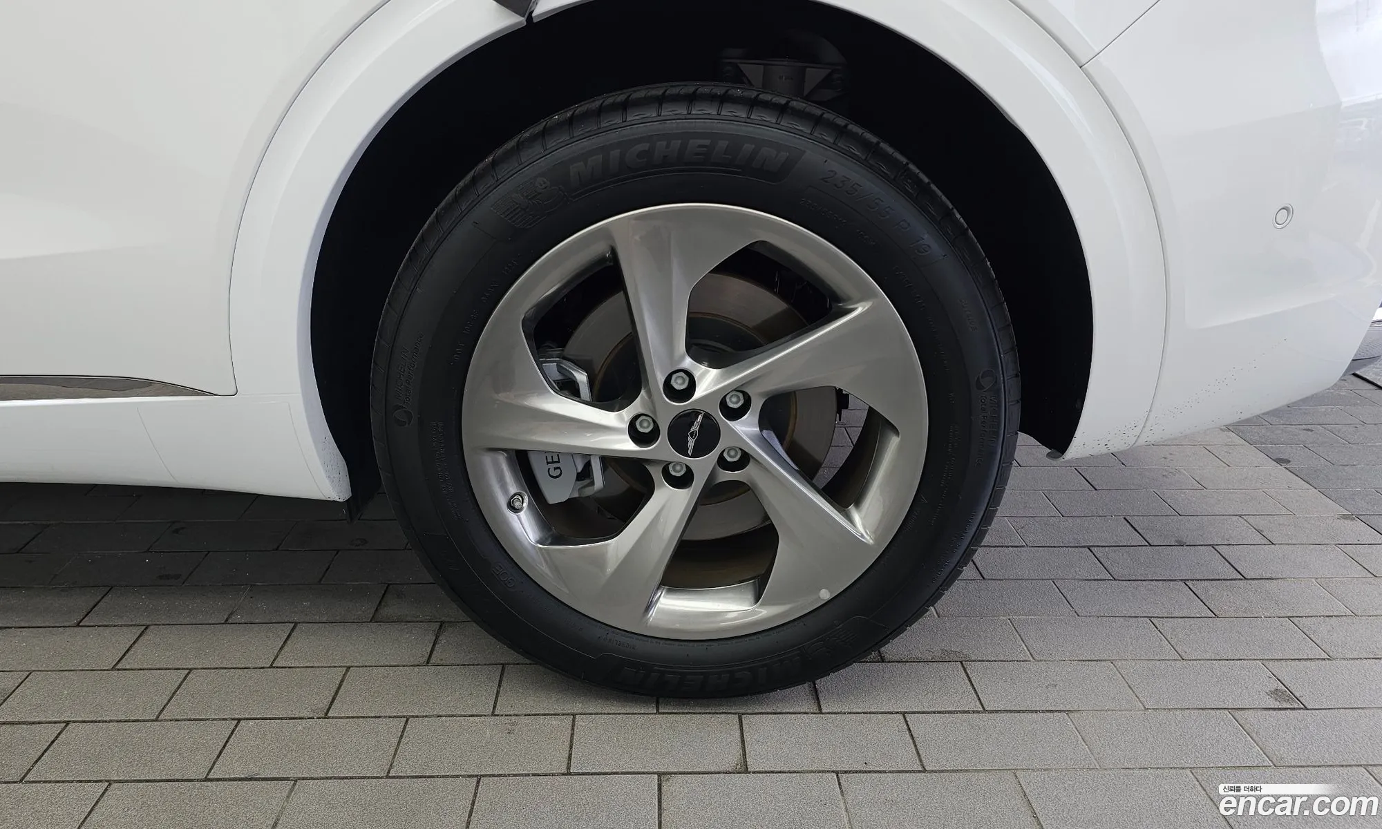 Genesis GV70 2024 — 19