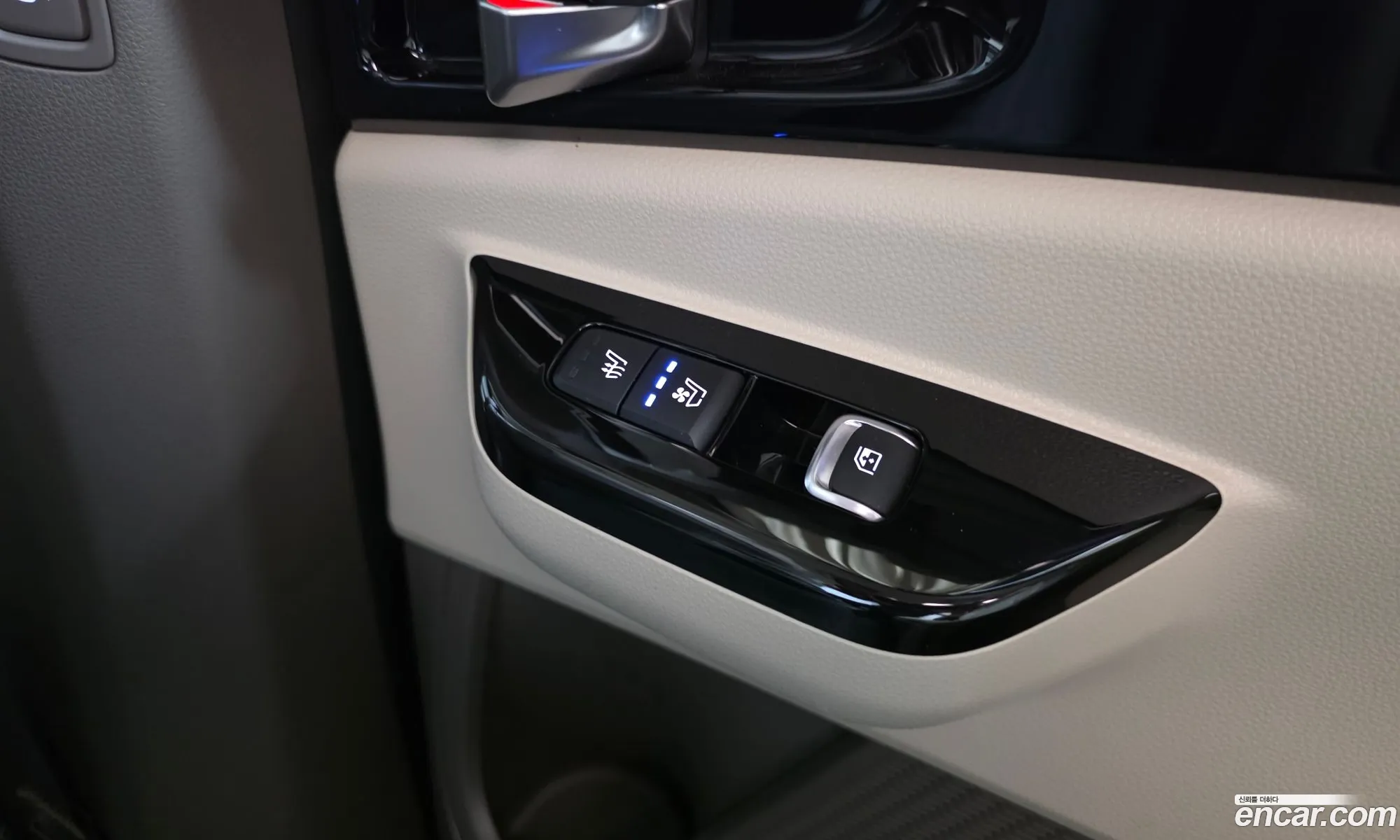 Kia Carnival 2023 KNANE813BPS327563 — 21