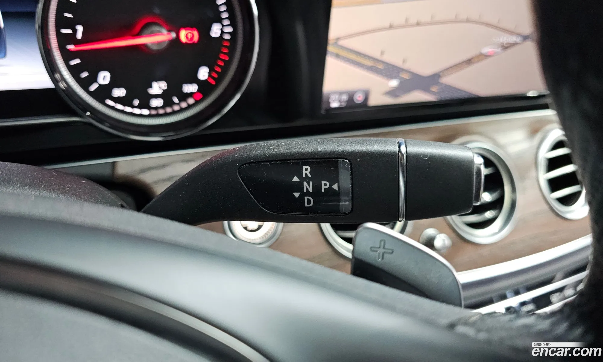 Mercedes-Benz E-Class W213 2016 — 15