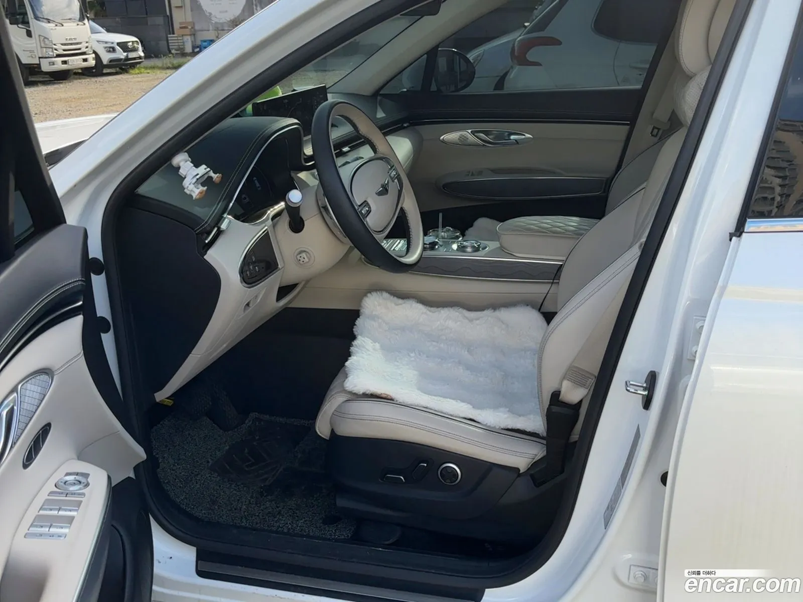 Genesis GV70 2024 — 10