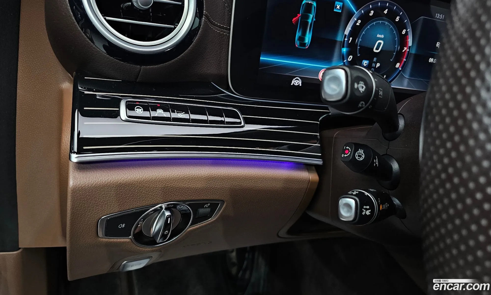 Mercedes-Benz E-Class W213 2018 — 19