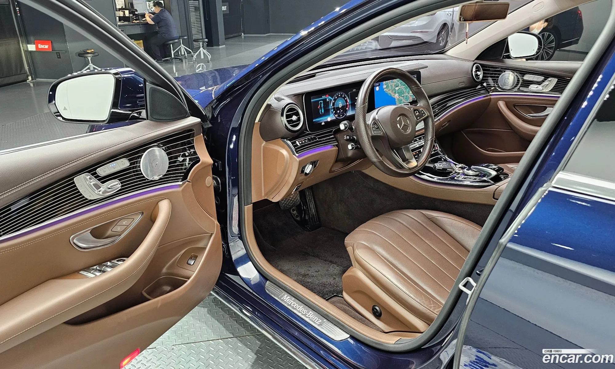 Mercedes-Benz E-Class W213 2018 — 15