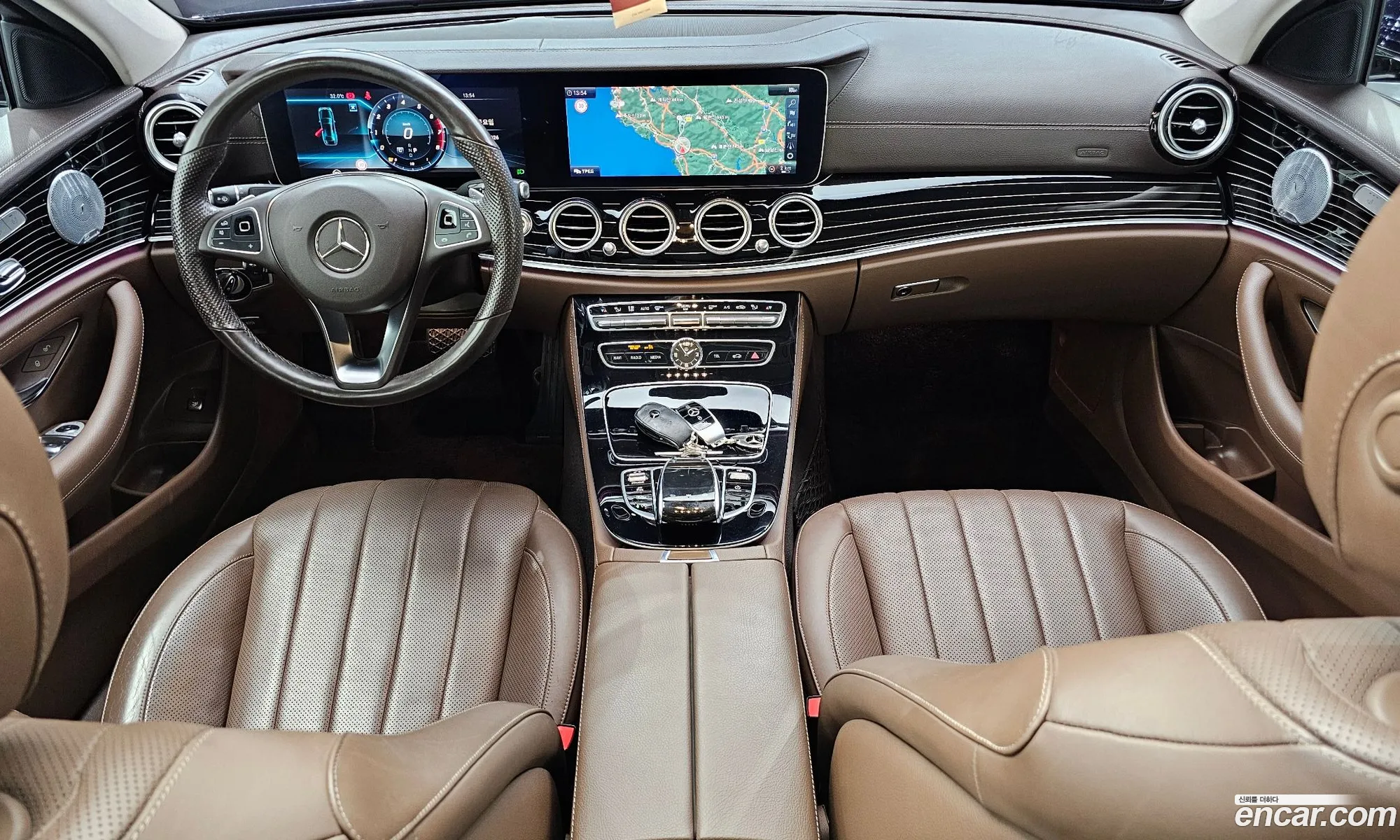 Mercedes-Benz E-Class W213 2018 — 27