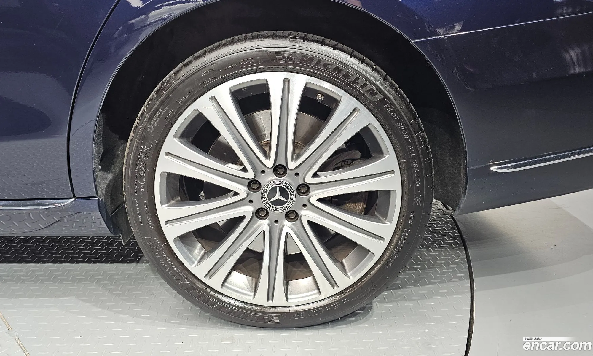Mercedes-Benz E-Class W213 2018 — 20