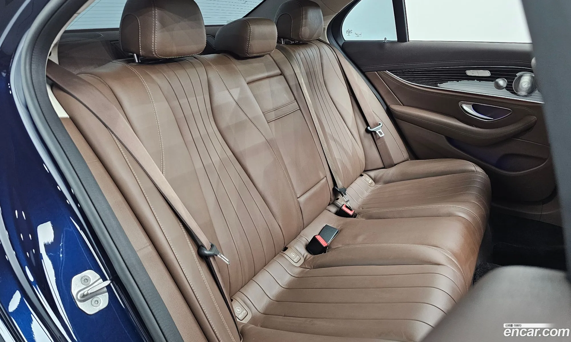 Mercedes-Benz E-Class W213 2018 — 12