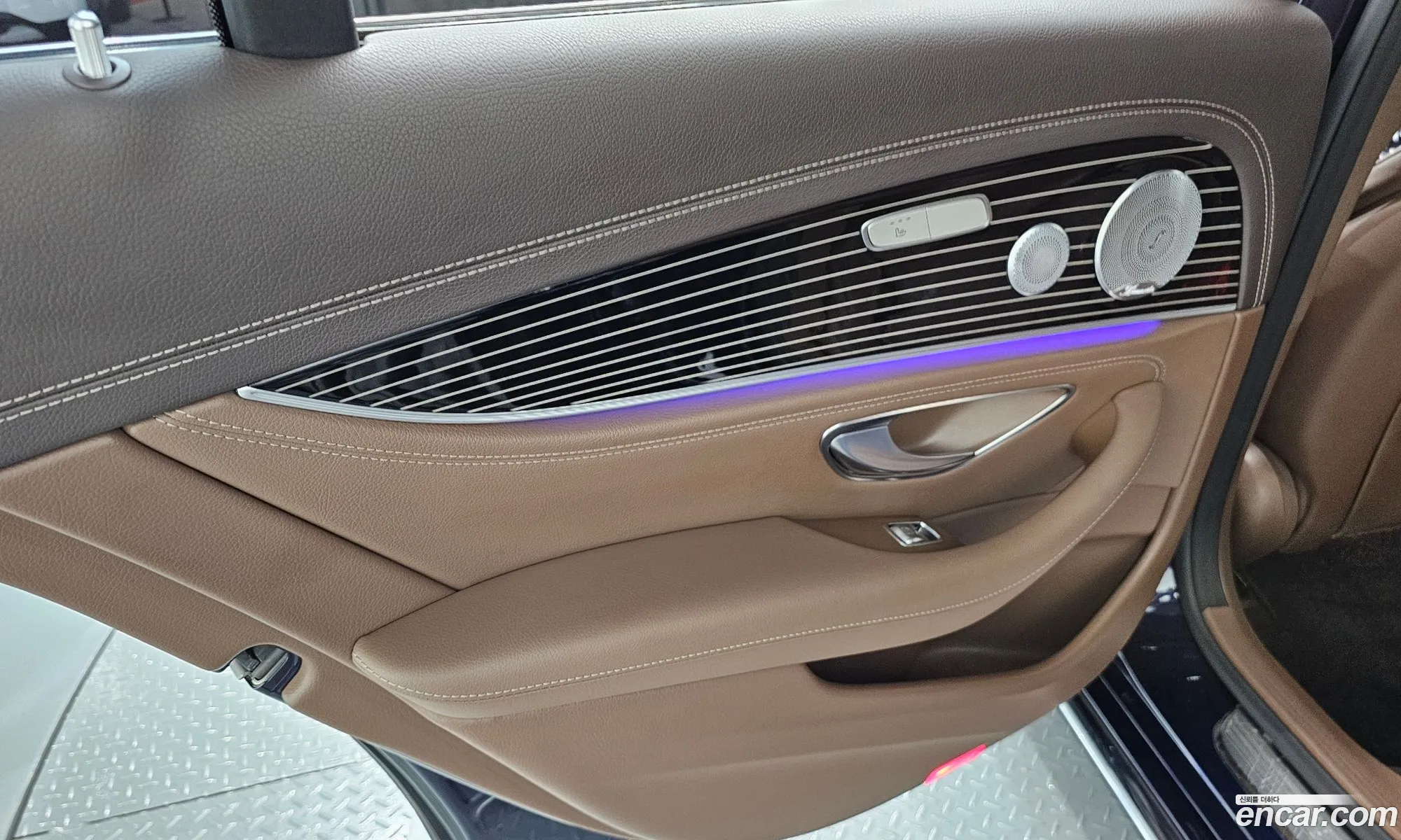 Mercedes-Benz E-Class W213 2018 — 13