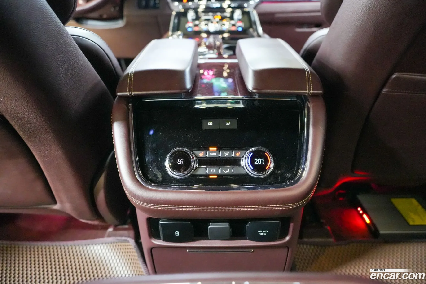 Lincoln Navigator 2021 — 9