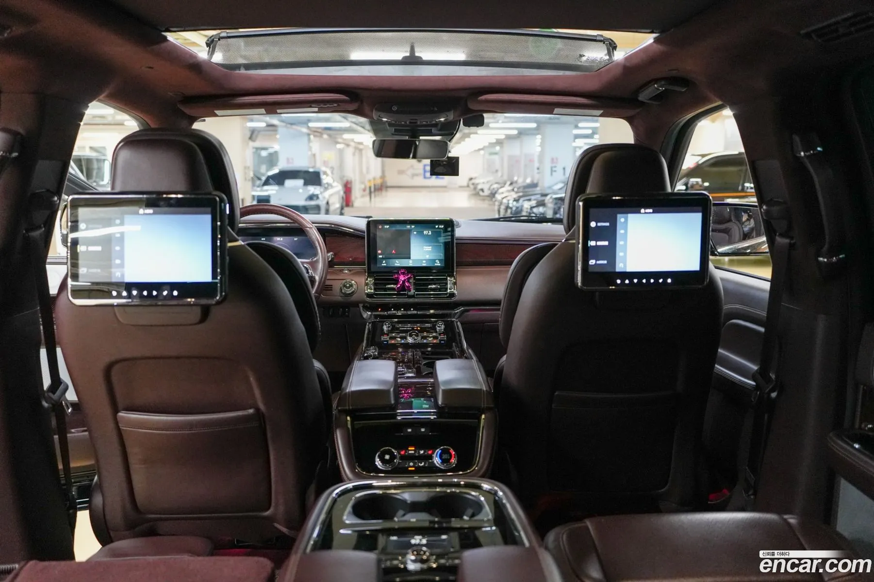 Lincoln Navigator 2021 — 14