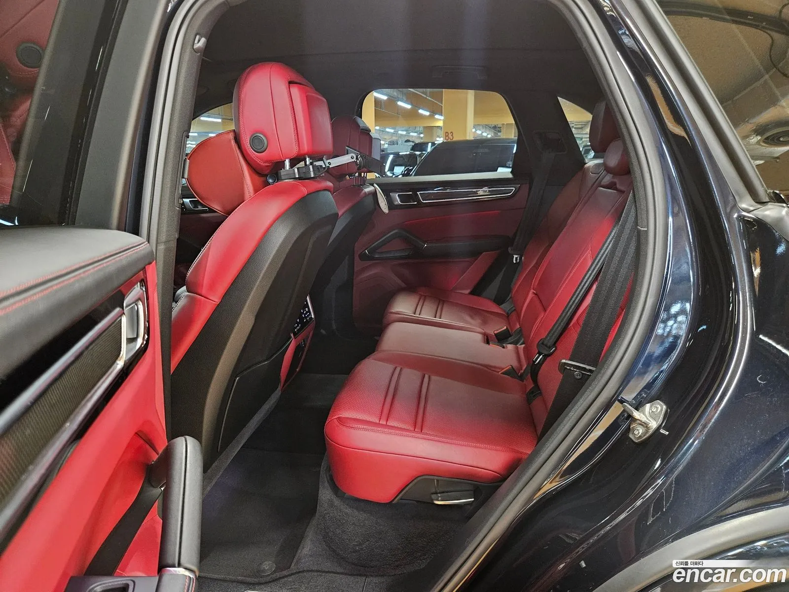 Porsche Cayenne 2019 — 16