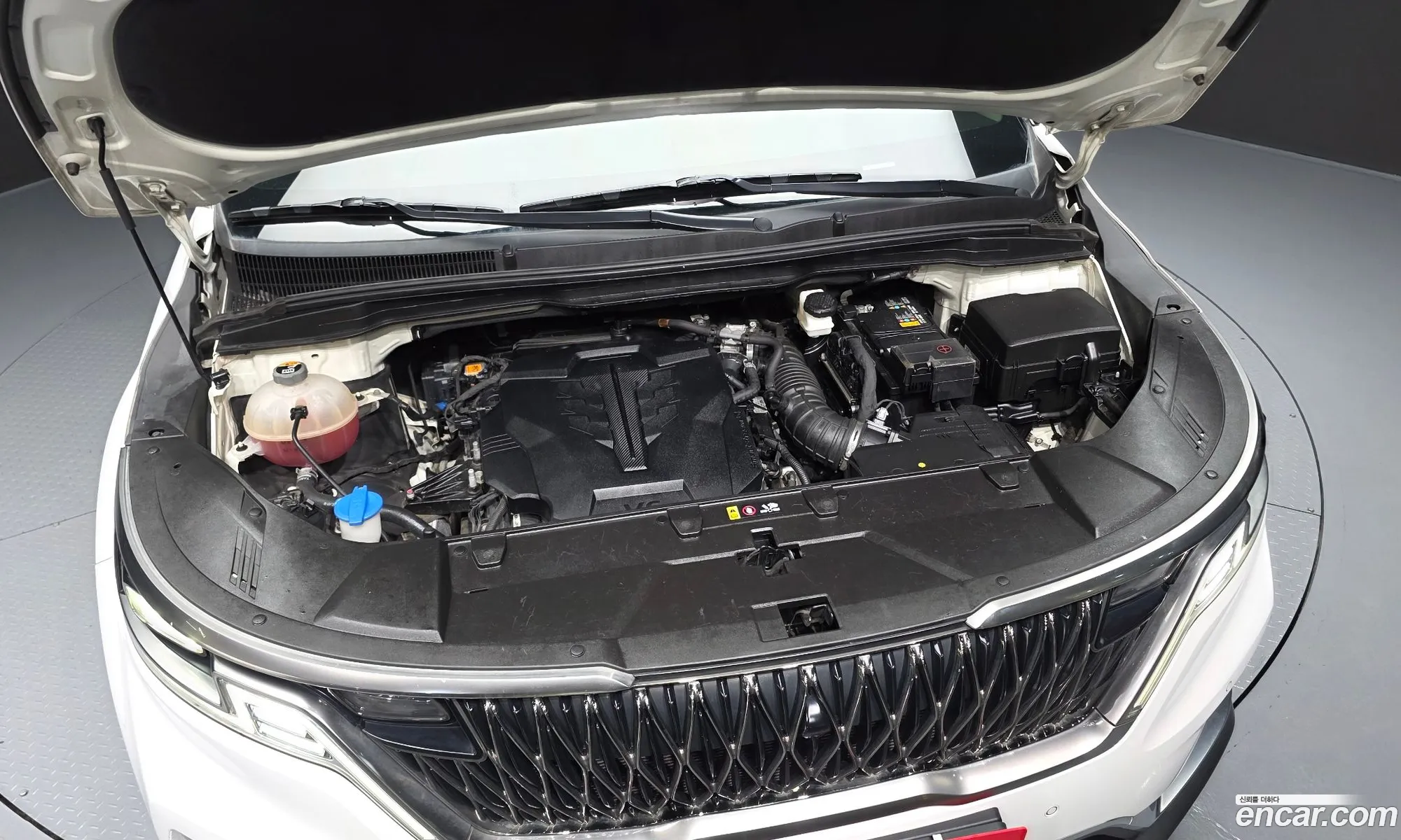 Kia Carnival 2021 — 25