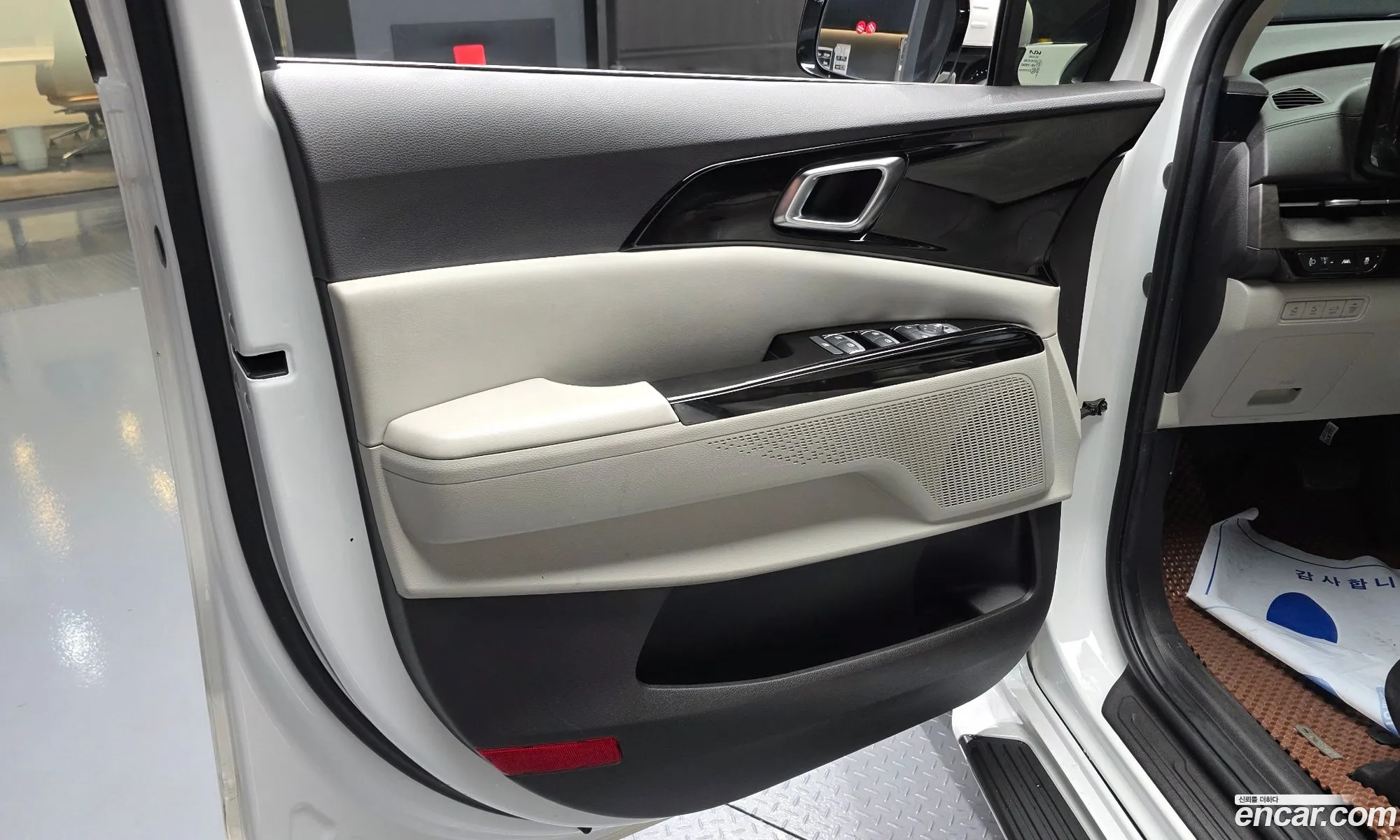 Kia Carnival 2021 — 8