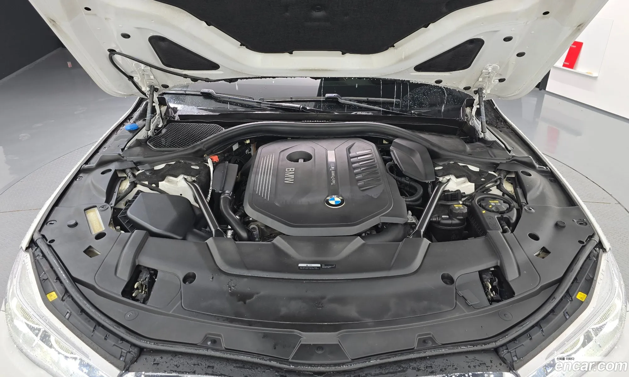 BMW 7 Series 2017 WBA7E4104JGV25798 — 4