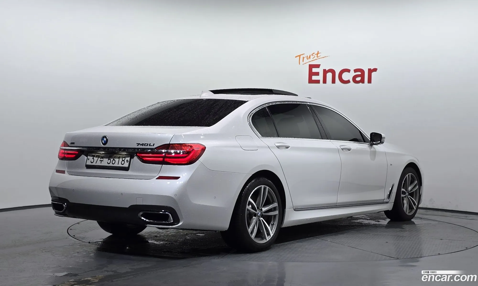 BMW 7 Series 2017 WBA7E4104JGV25798 — 30