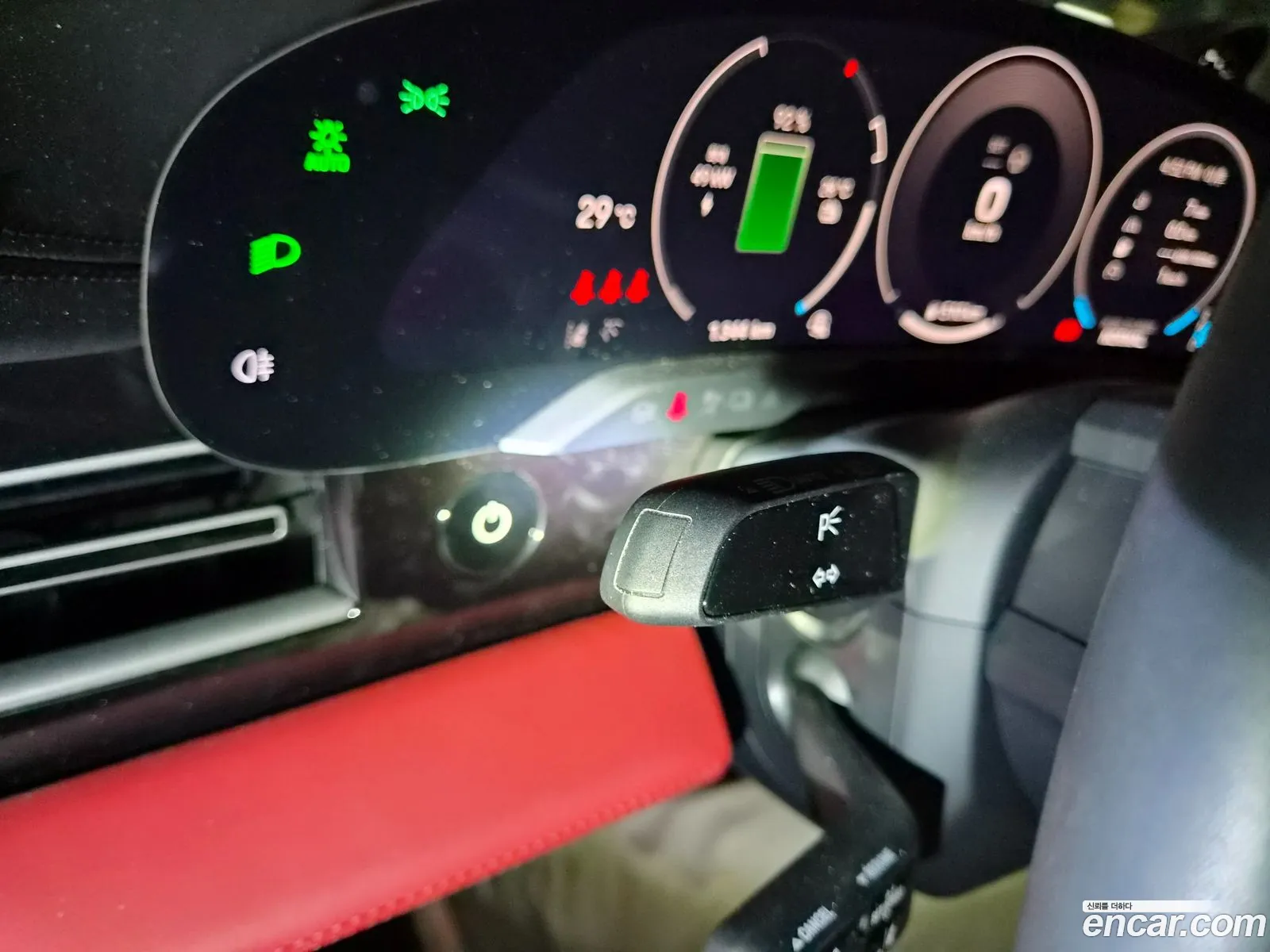 Porsche Taycan 2026 — 4