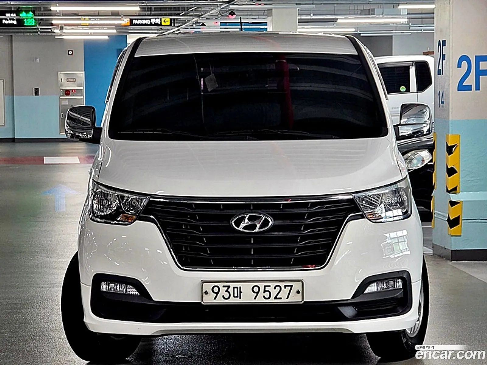Hyundai Grand Starex 2020 — 16