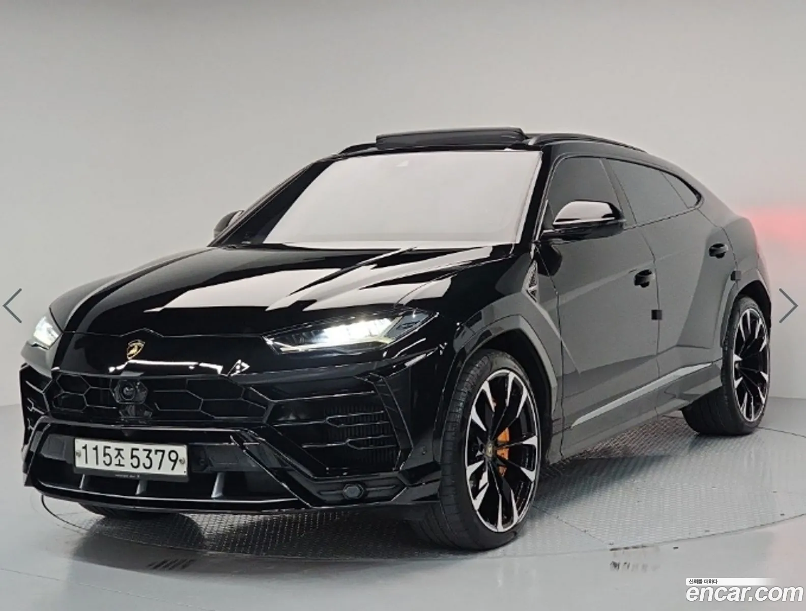 Lamborghini Urus 2020 — 17