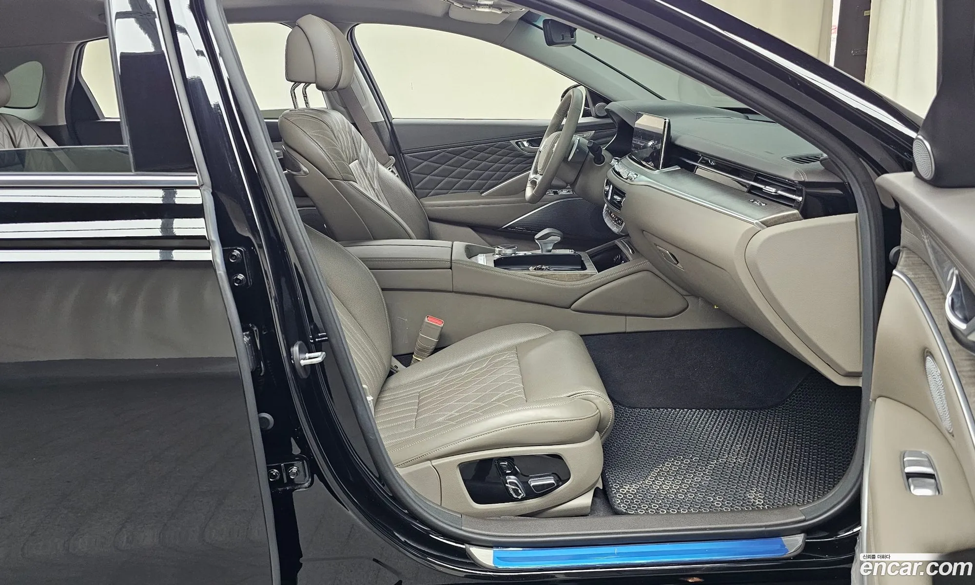 Kia K9 2024 — 28