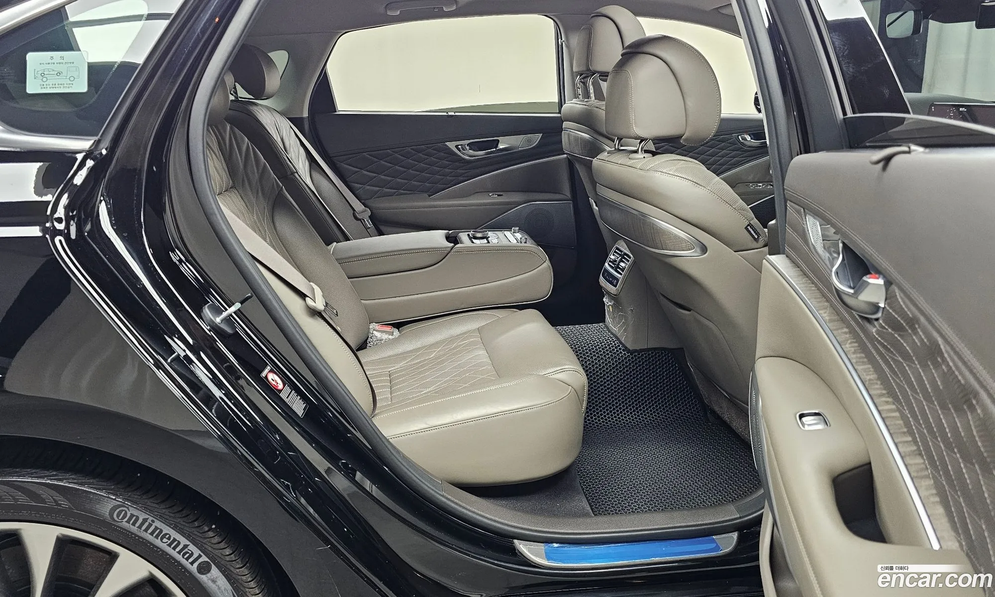 Kia K9 2024 — 29