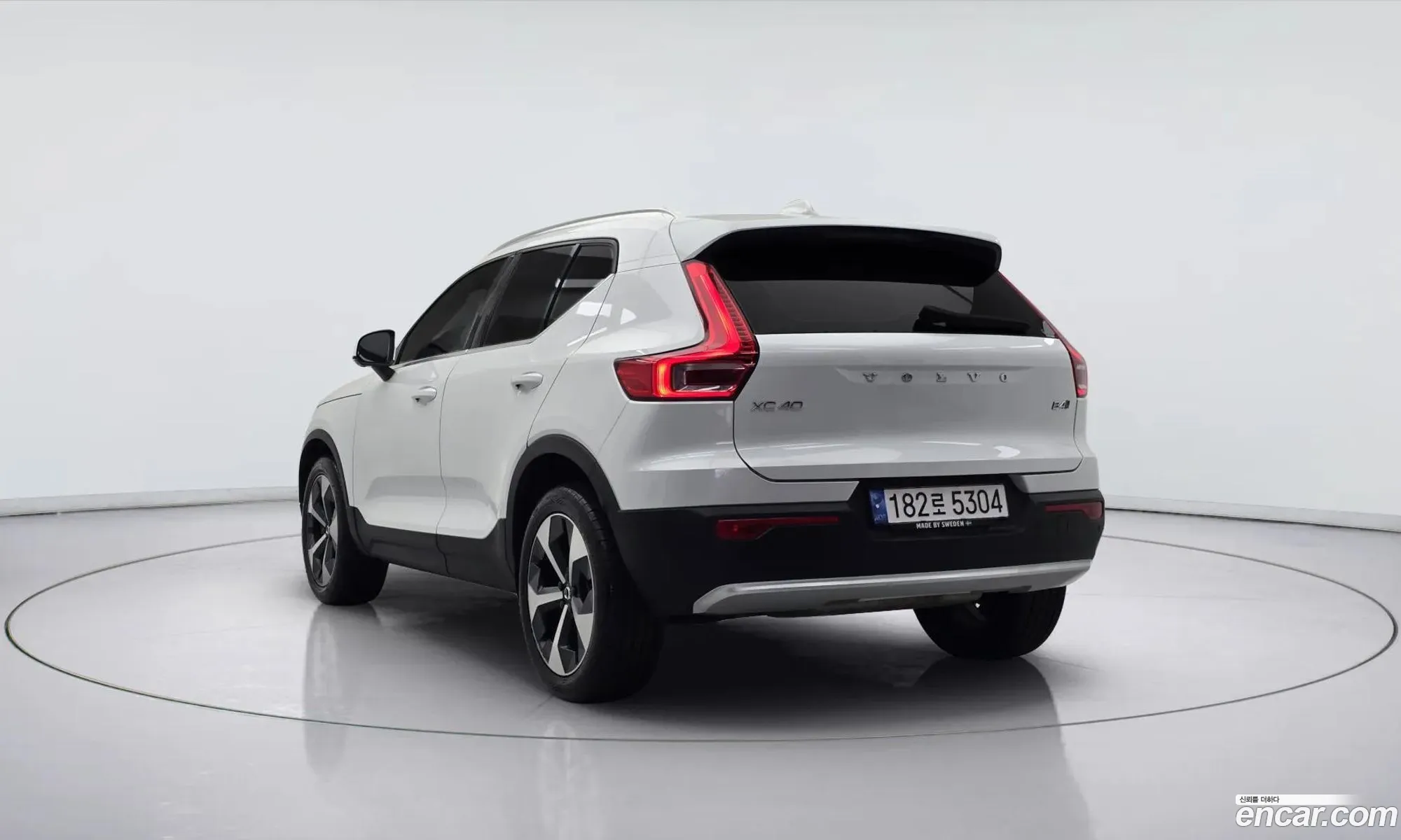 Volvo XC40 2022 — 13