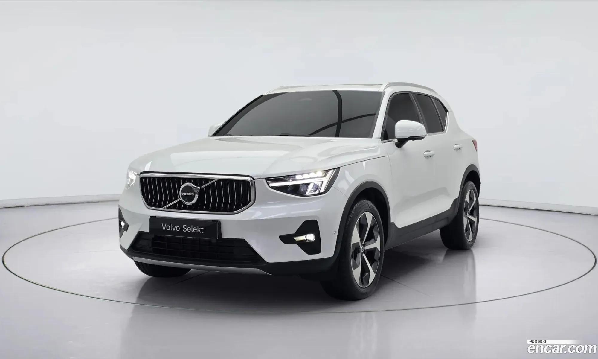 Volvo XC40 2022 — 17