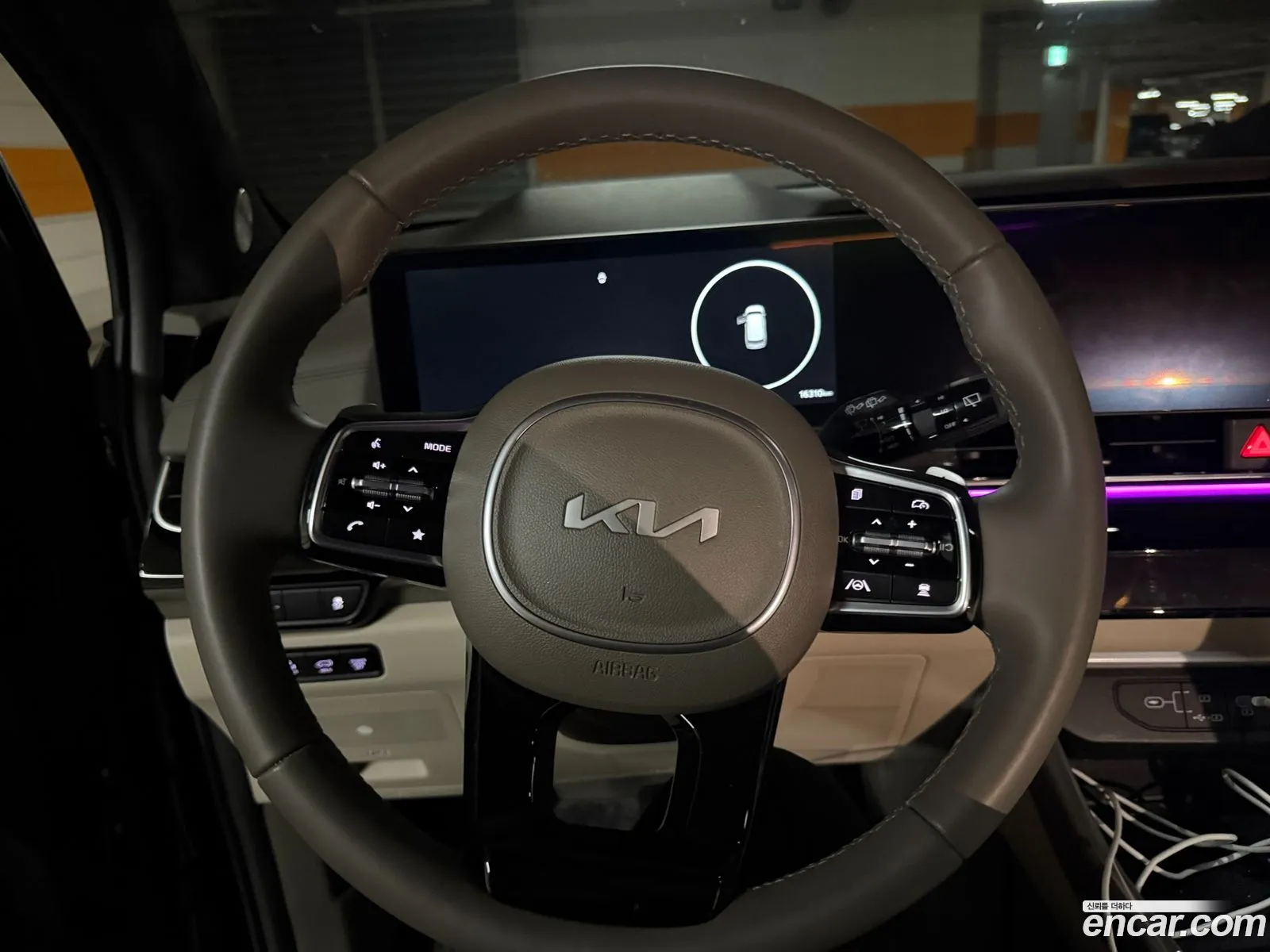 Kia Carnival 2024 — 18