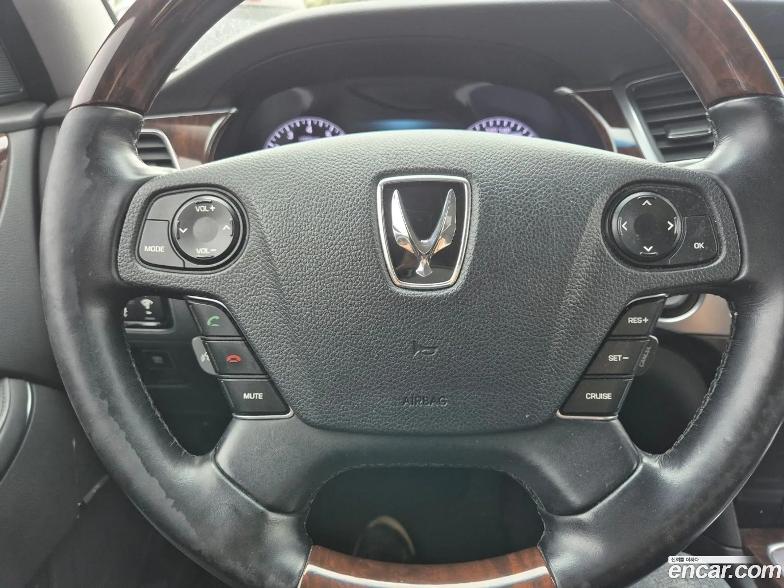 Hyundai Equus 2015 — 8