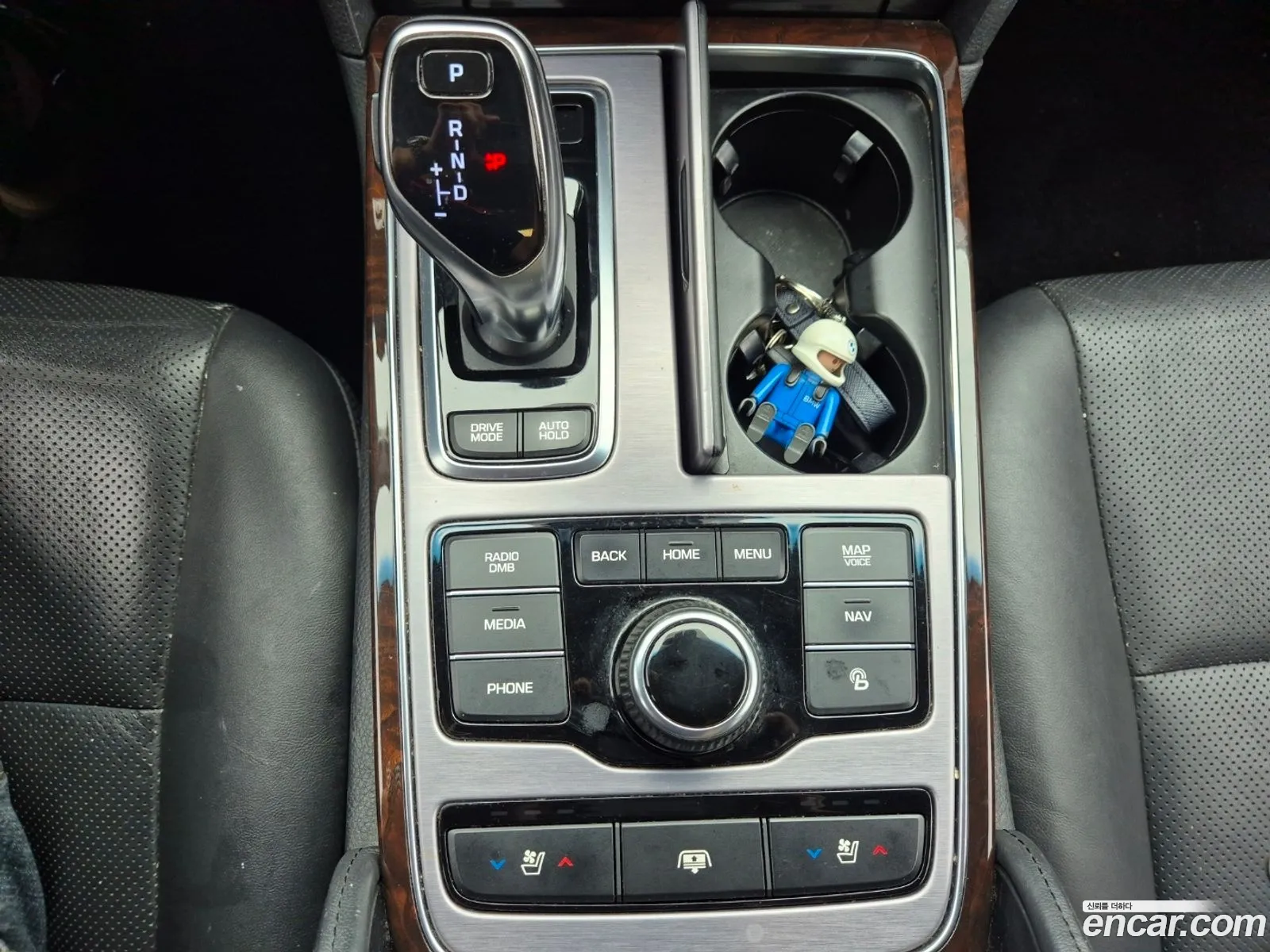 Hyundai Equus 2015 — 3