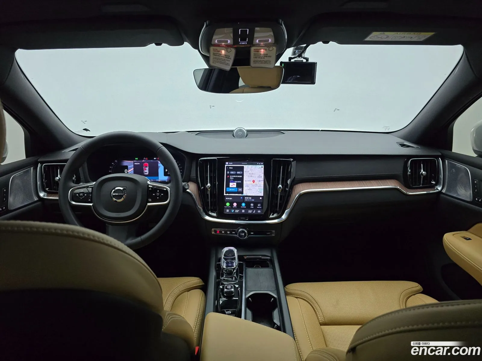 Volvo V60 Cross Country 2024 — 16