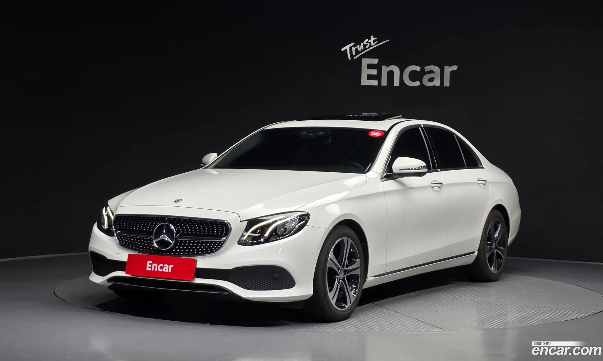 Mercedes-Benz E-Class W213 2017 — 5
