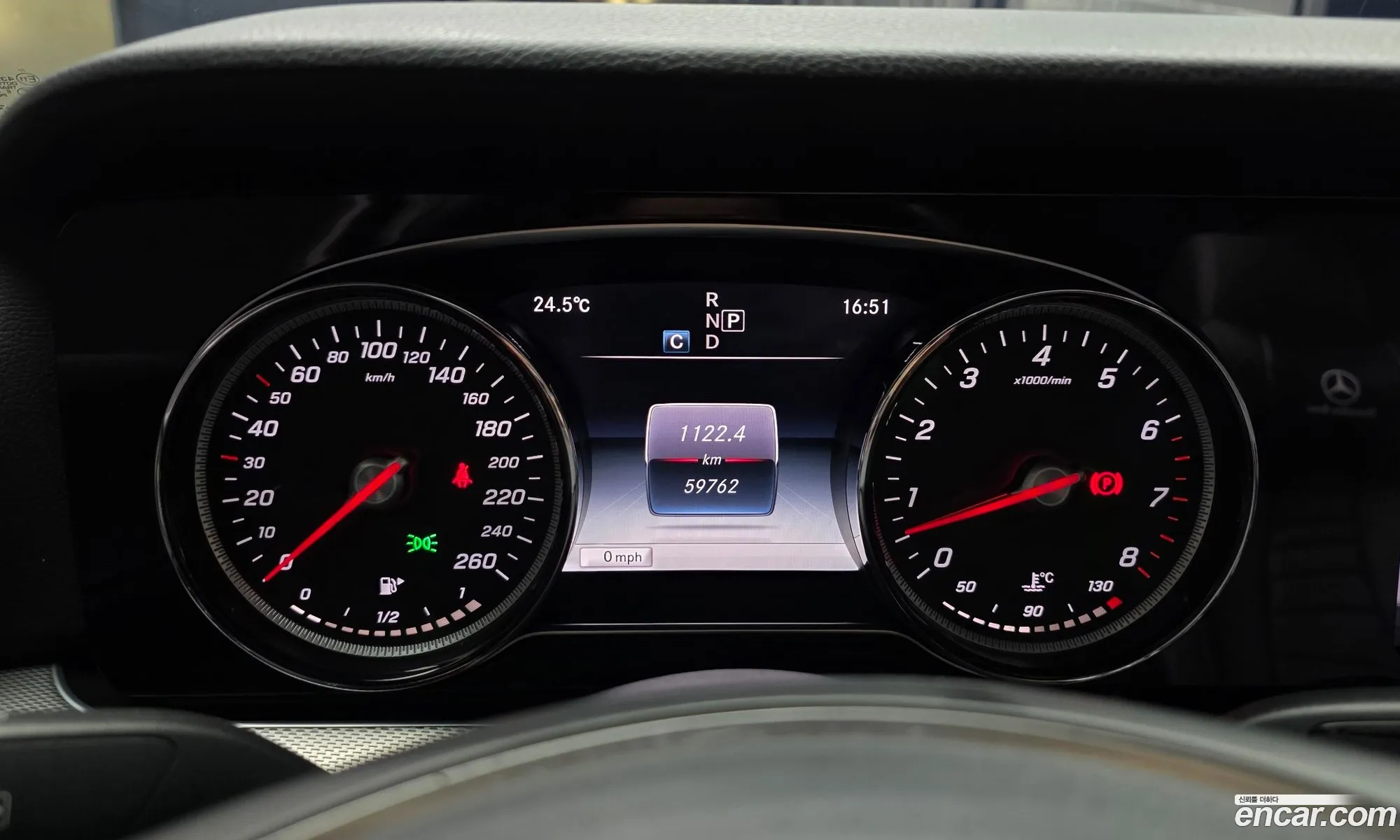 Mercedes-Benz E-Class W213 2017 — 19