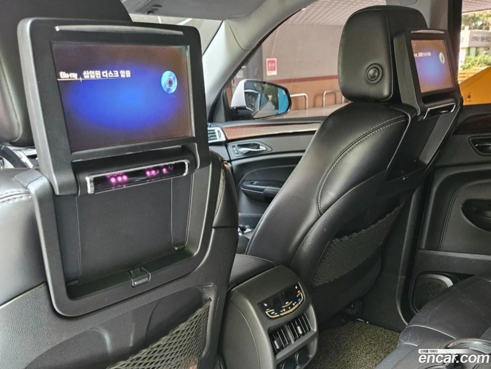 Cadillac SRX 2015 — 16