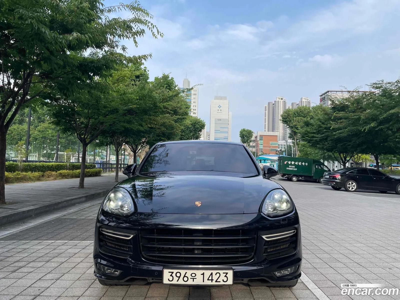 Porsche Cayenne 2016 — 14