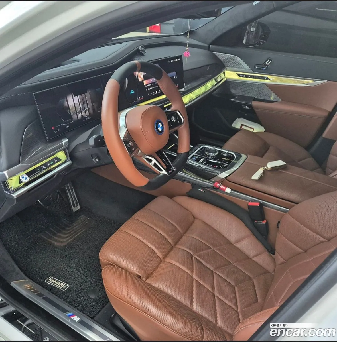 BMW i7