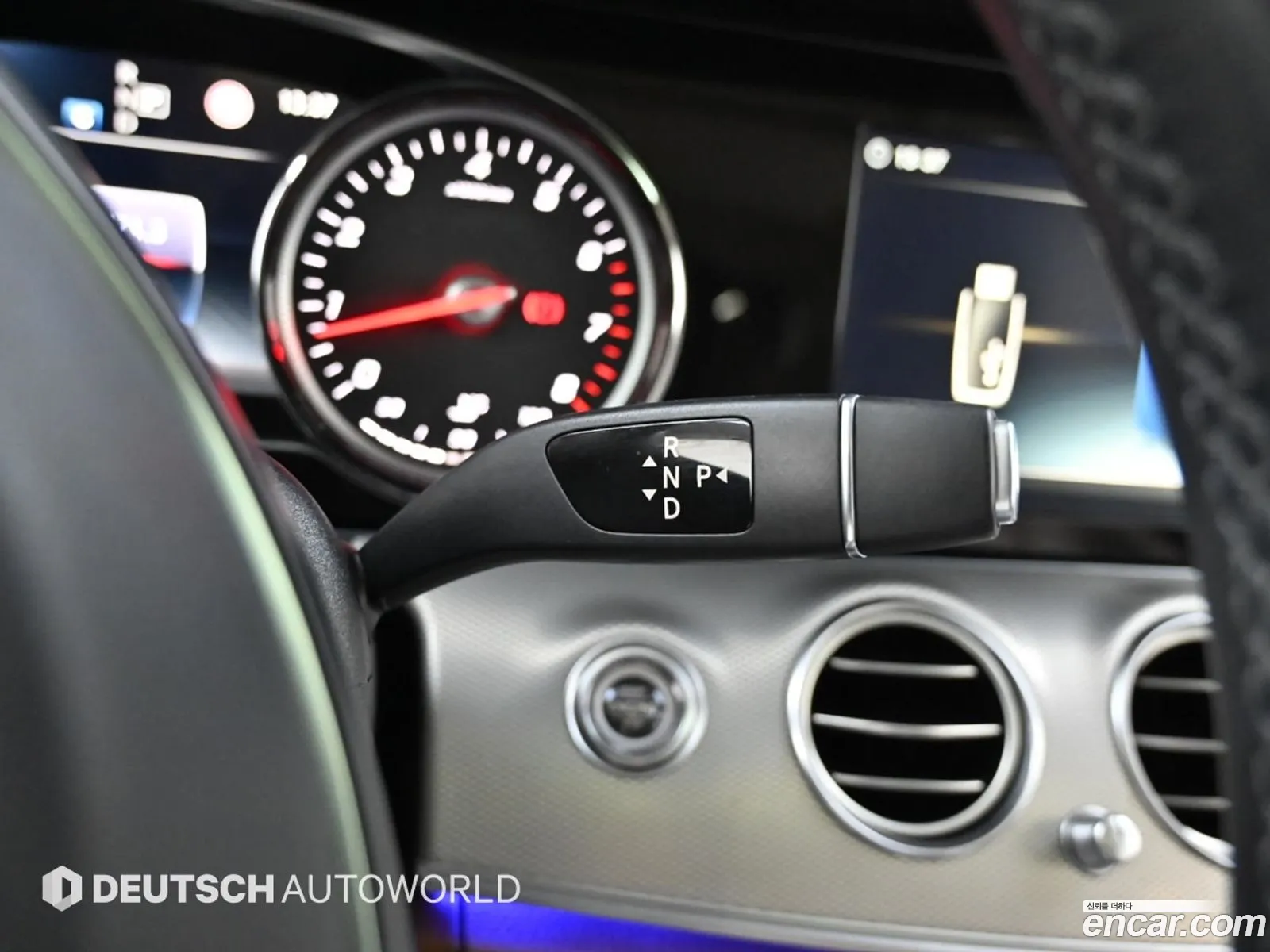 Mercedes-Benz E-Class W213 2018 — 18