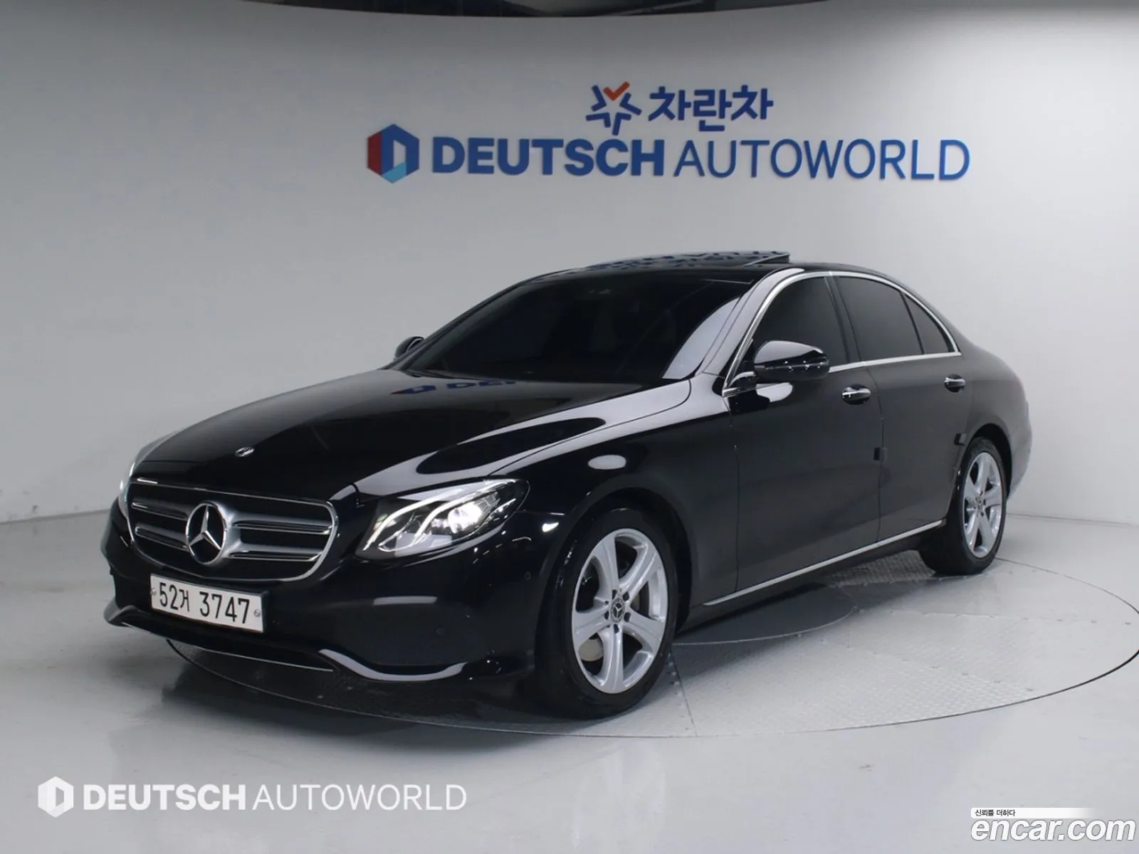 Mercedes-Benz E-Class W213 2018 — 17