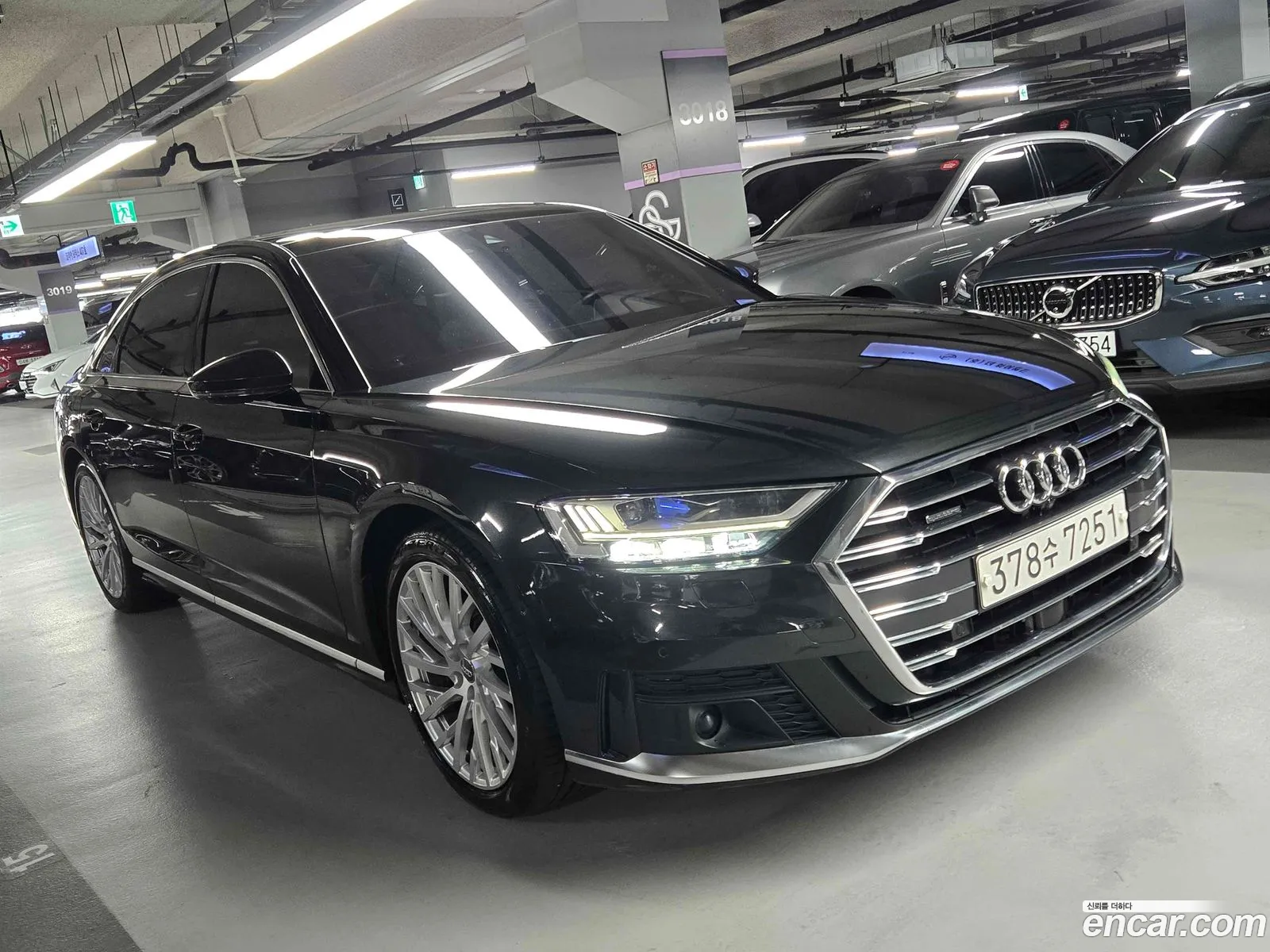 Audi A8 2019 — 11